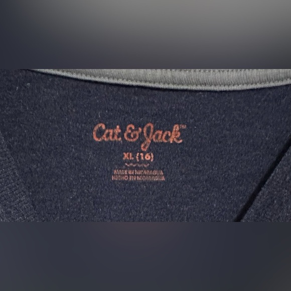 🎁Cat & Jack: Youth Long Sleeve Shirt🎁 - Picture 5 of 5